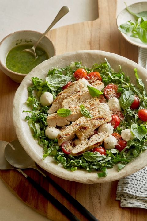 ไก่ Caprese Salad Vertical