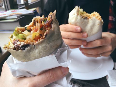 หน้า Fast-Food ปิด: Chain ใดทำให้ Burrito ที่ดีที่สุด?