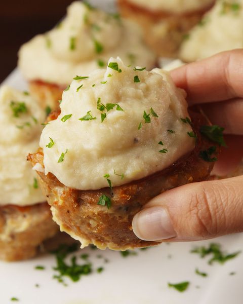 muffin tin turkey meatloaves with garlic mashed potatoes