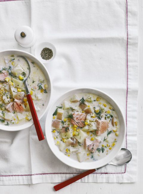 Kremasto Salmon Chowder