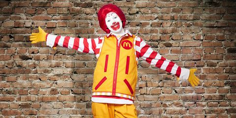Ronald McDonald Japonya’da Farklı Bir İsim Var