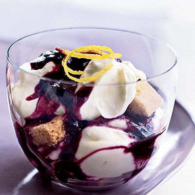 Limon and blueberry cheesecake parfait