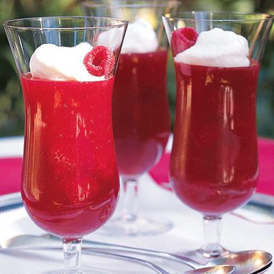 taze raspberry-gelatin parfaits
