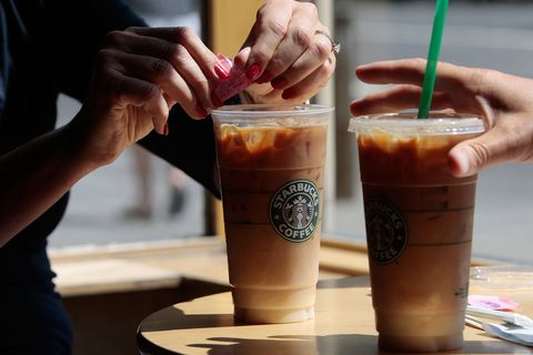 Dessa är de mest populära Starbucks-beställningarna på högskolan