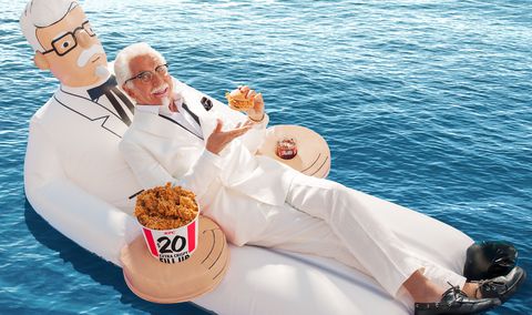 KFC ger sig borta Crazy Colonel Sanders Pool Floats