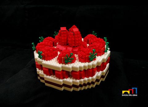 เลโก้ Strawberry Cake