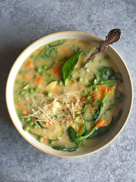 ผักขม and White Bean Soup Recipe