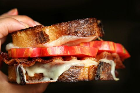 ย่าง Cheese with Tomatoes and Bacon Recipe