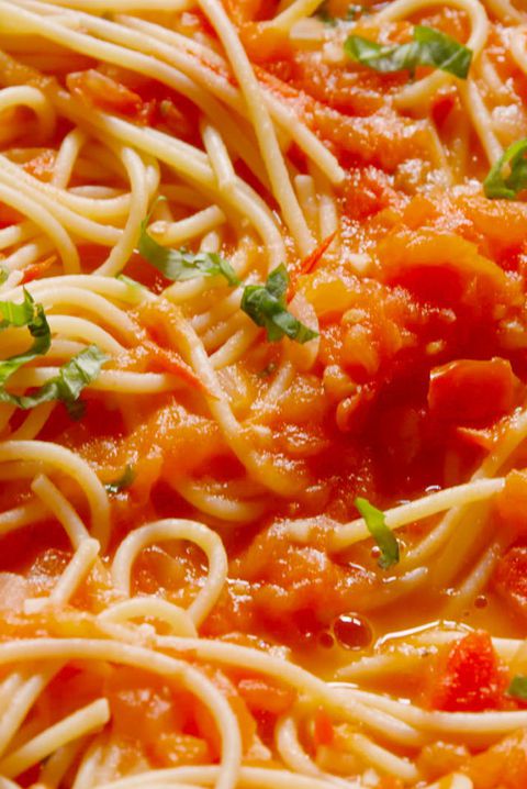 paradajok maslo, špagety
