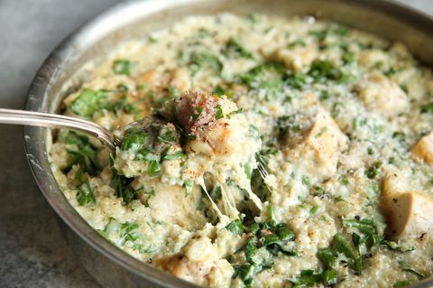 Kremasto Cheddar Quinoa with Chicken and Spinach Recipe