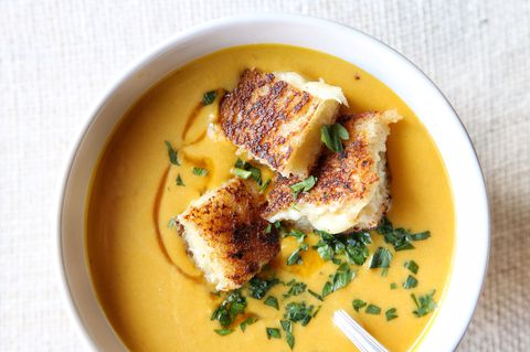 เหมือนครีม Pumpkin Soup with Grilled Cheese Croutons Recipe