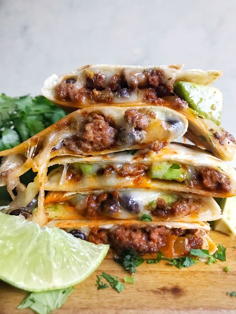 Hovädzie mäso and Avocado Quesadillas Vertical