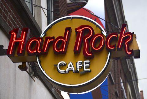 ยาก Rock Café