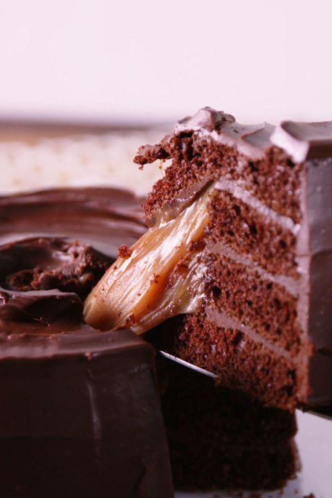 ยักษ์ Rolo Cake Vertical