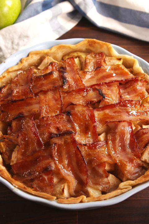 Bacon-Weave Apple Pie Vertical