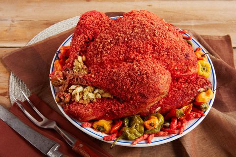 Denna Flamin ‘Hot Cheetos Turkey är den galna skålen du behöver denna tacksägelse