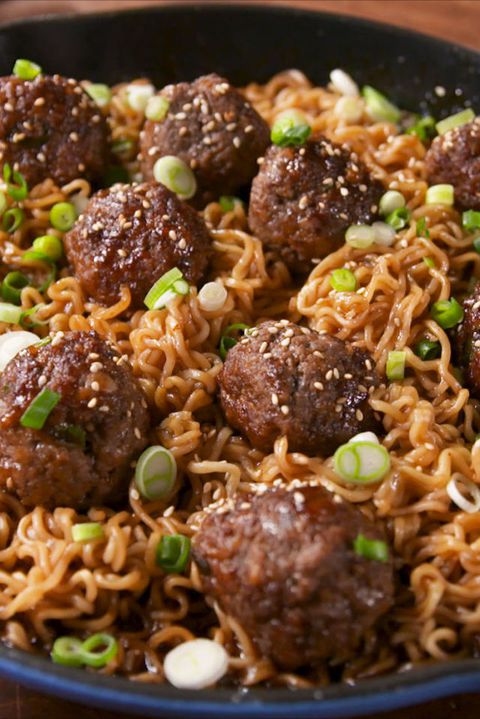 Moğolca Meatball Ramen