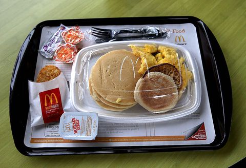 Dobro jutro: McDonald’s zdaj preizkuša prehranjevanje z zajtrkom