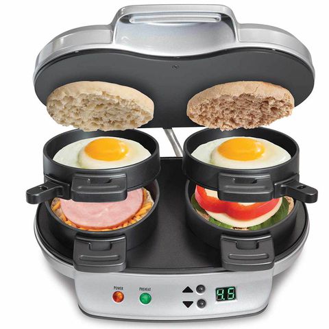 Denna Double Breakfast Sandwich Maker kommer att göra dina morgnar så mycket bättre