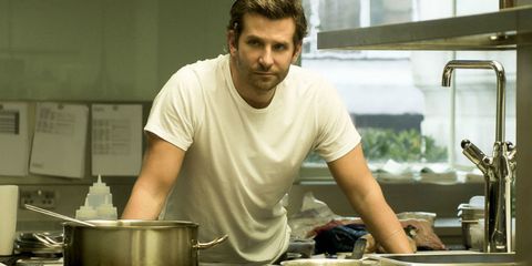 5 veci, ktoré sme sa dozvedeli o Bradley Cooper v kuchyni