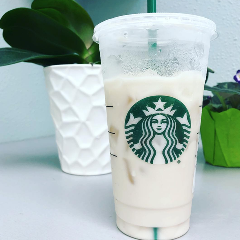 Starbucks Bir Keto Beyaz İçecek Satıyor Ve İnsanlar Freaking Out