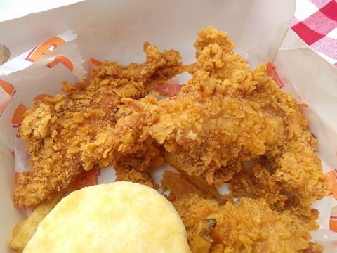 Popeye’s Cookie-Crusted Chicken Tenders har människor verkligen sparkat upp