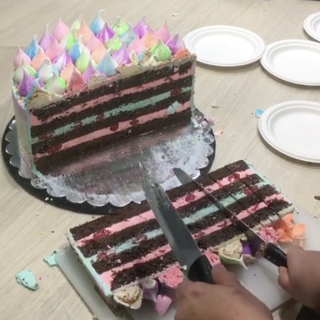 แคเธอรีน Sabbath Cake Cutting Trick